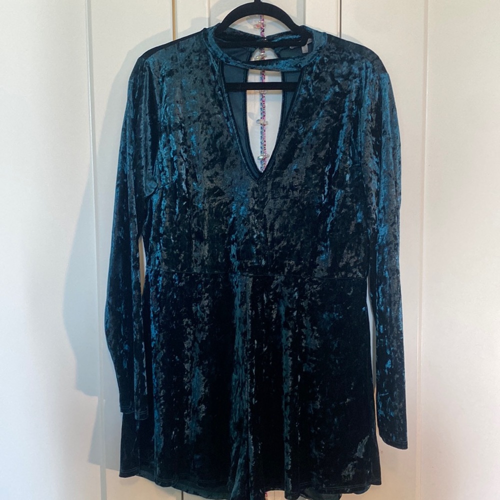 CHARLOTTE RUSSE blue velvet romper with long sleeves and chocker in front